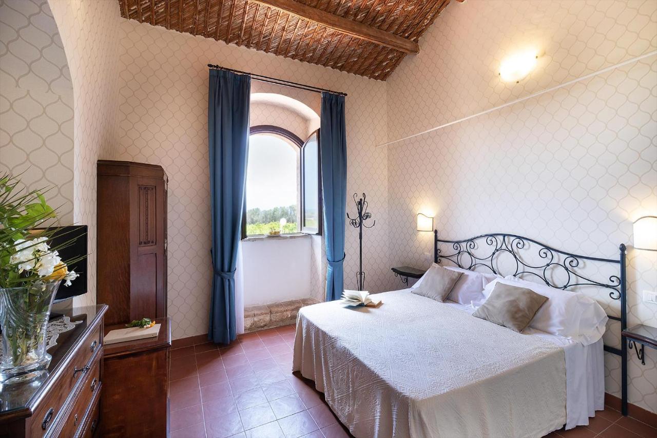 נוטו Hotel Villa Favorita מראה חיצוני תמונה