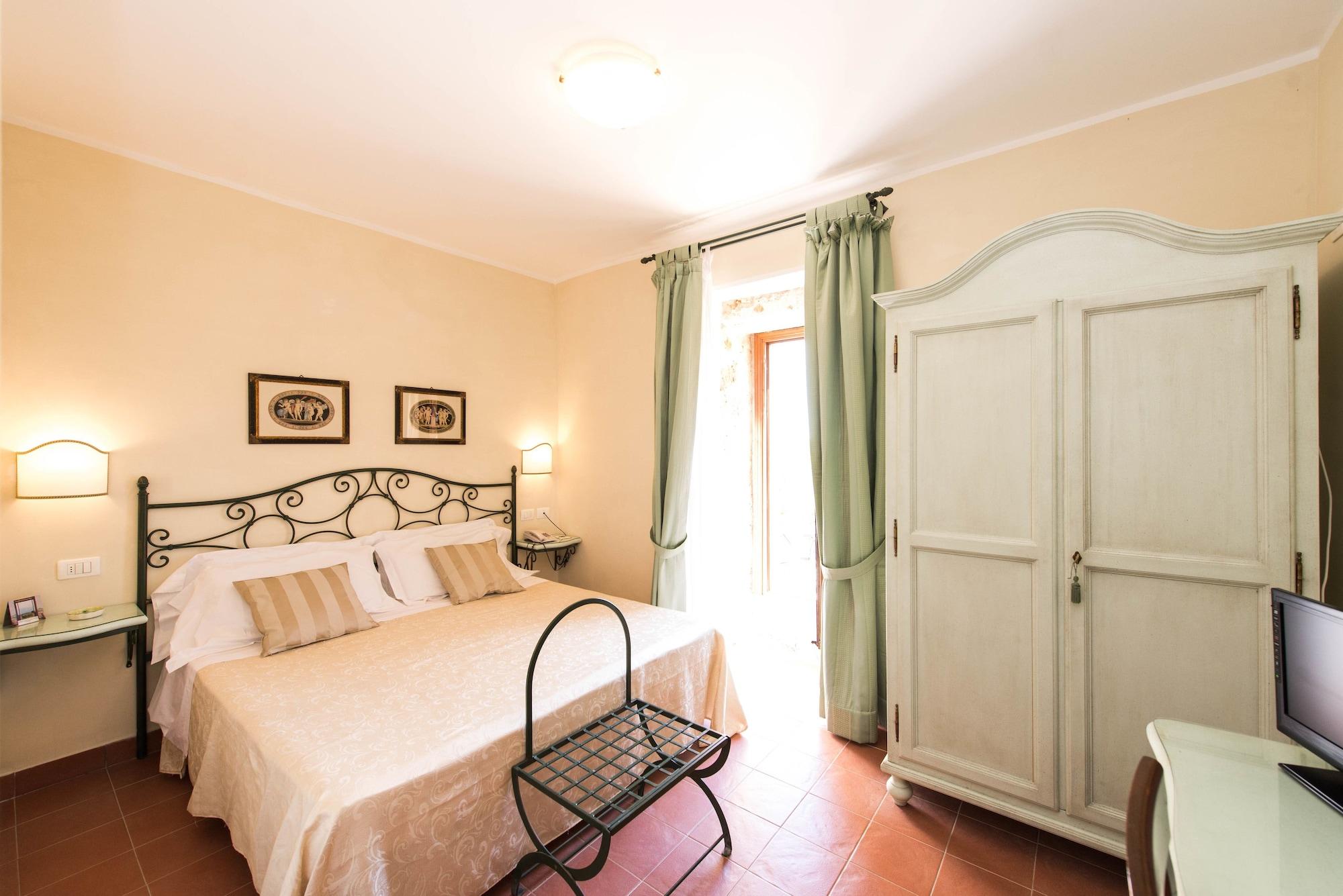נוטו Hotel Villa Favorita מראה חיצוני תמונה