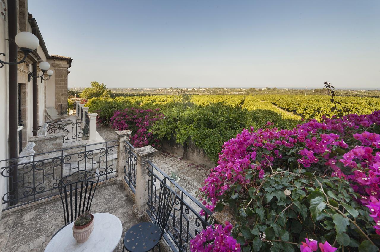 נוטו Hotel Villa Favorita מראה חיצוני תמונה